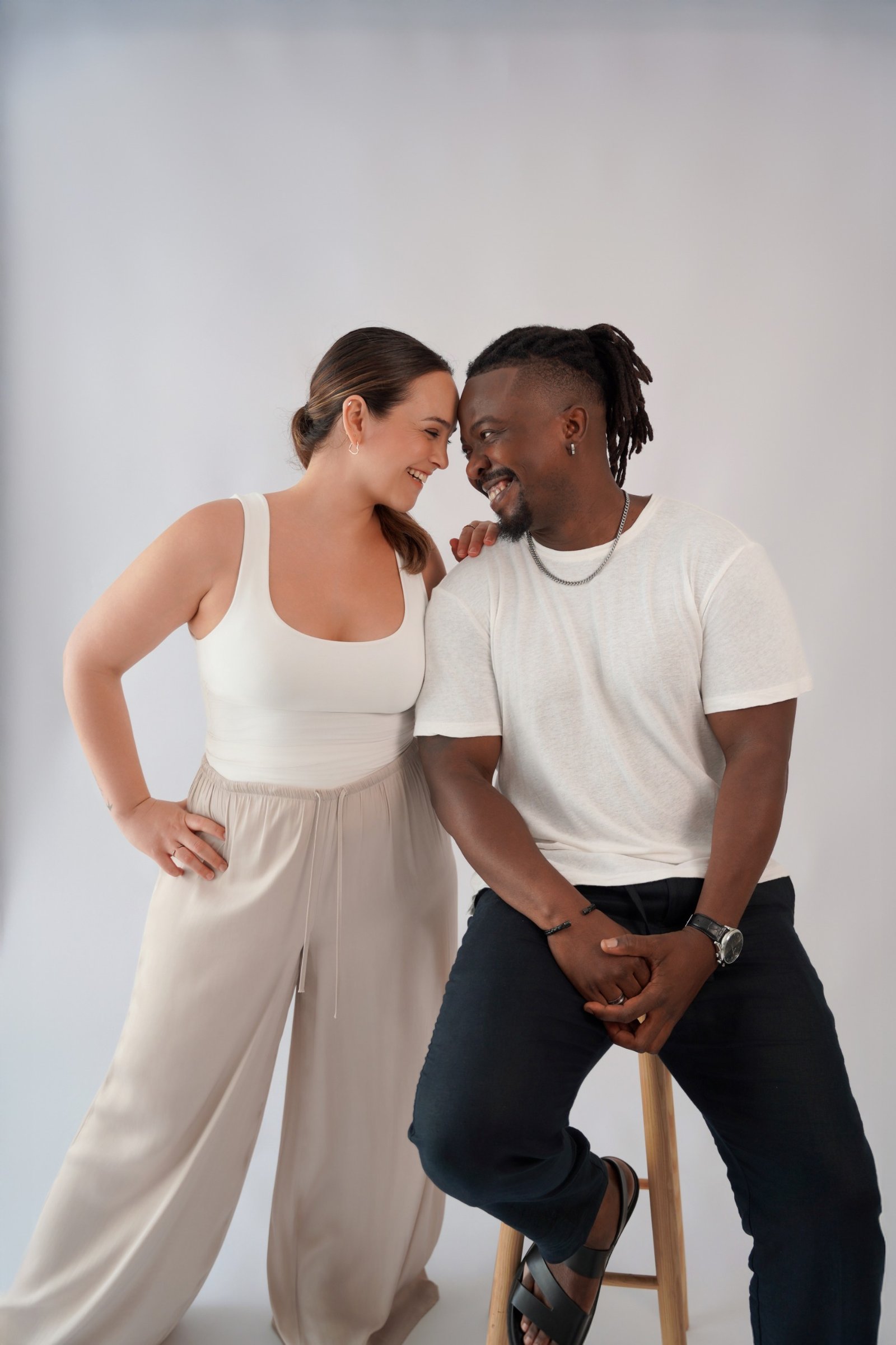 Anabella y Juan Carlos, fundadores de Claro Content Studio
